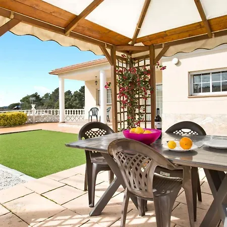 Sleeps 8